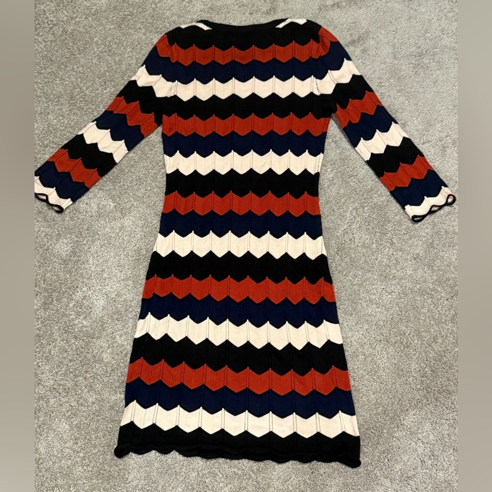 Lux Apothetique Red, Blue, and Cream Sweater Chevron Dress Sz:Small - Picture 6 of 11